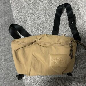 The north face hip pack